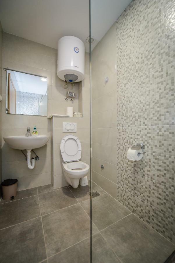 Apartment Vrutak Котор Екстер'єр фото